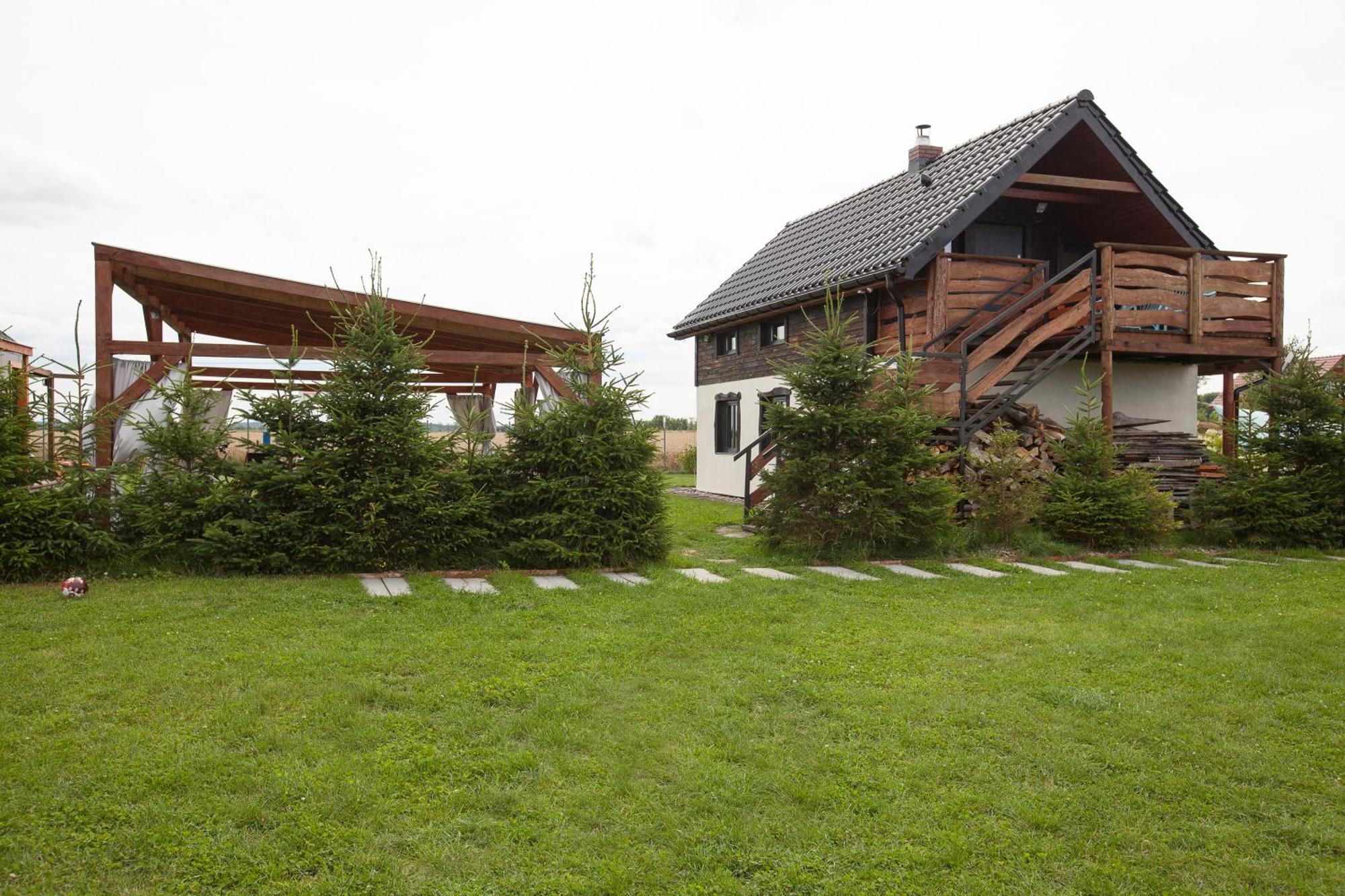 Koniczynka Jaroslawiec Jezierzany Bagian luar foto